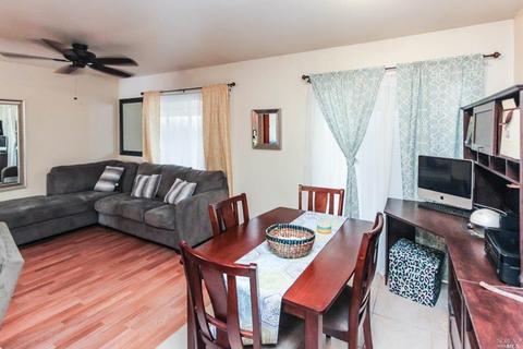 2949 Apache St, Santa Rosa, CA 95403 photo 3