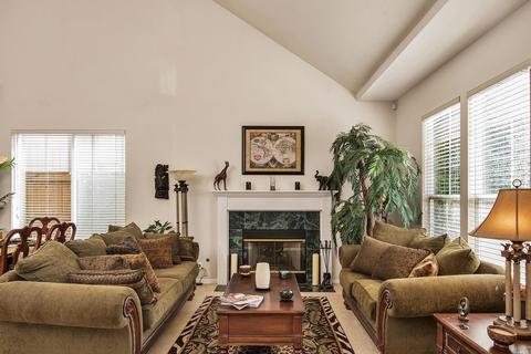 1004 Lisa Ct, Windsor, CA 95492 photo 2