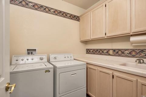 1004 Lisa Ct, Windsor, CA 95492 photo 24