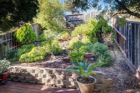 300 Locust Dr #12, Vallejo, CA 94591 photo 24