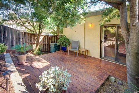 300 Locust Dr #12, Vallejo, CA 94591 photo 22