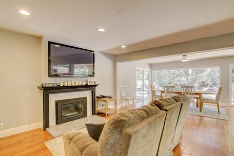 404 Walnut Dr, Fairfield, CA 94534 photo 30