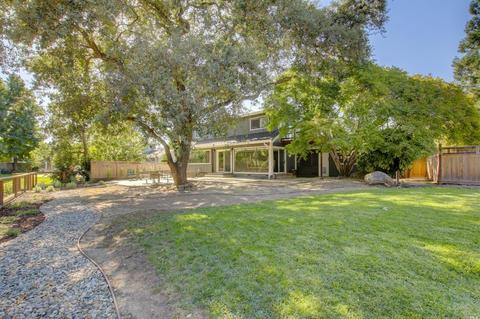 404 Walnut Dr, Fairfield, CA 94534 photo 4