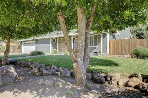 404 Walnut Dr, Fairfield, CA 94534 photo 5
