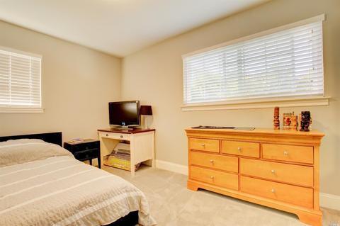 404 Walnut Dr, Fairfield, CA 94534 photo 40