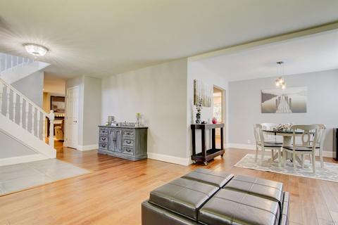 404 Walnut Dr, Fairfield, CA 94534 photo 15