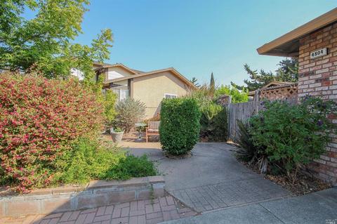 4804 Silverado Dr, Fairfield, CA 94534 photo 2