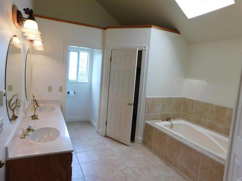 868 Cherry St, Petaluma, CA 94952 photo 13