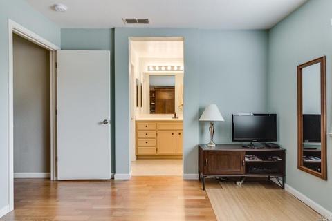 2373 Roualt St, Davis, CA 95618 photo 9