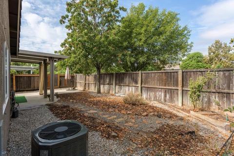 2373 Roualt St, Davis, CA 95618 photo 17