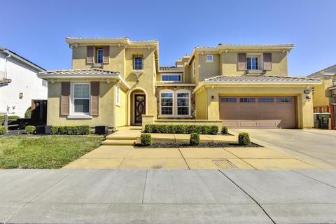 922 Ruby Dr, Vacaville, CA 95687 photo 1
