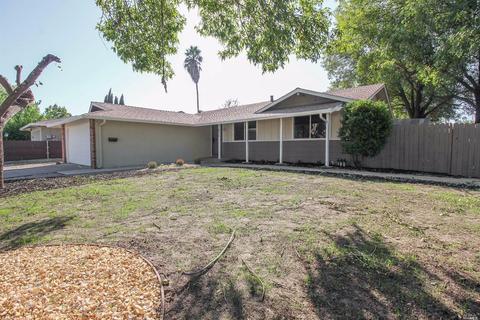 873 Studding Sail St, Vacaville, CA 95687 photo 4