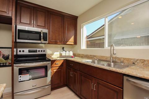 873 Studding Sail St, Vacaville, CA 95687 photo 10