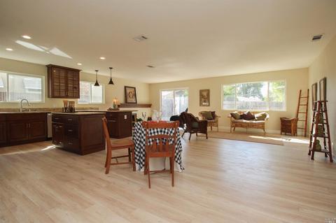 873 Studding Sail St, Vacaville, CA 95687 photo 6