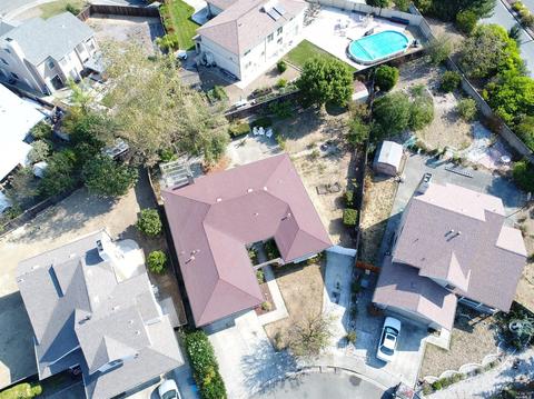 631 Locust Ct, Vallejo, CA 94591 photo 2