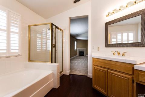 828 Ruby Dr, Vacaville, CA 95687 photo 20