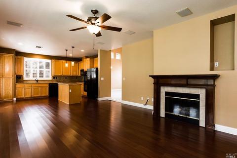 828 Ruby Dr, Vacaville, CA 95687 photo 13