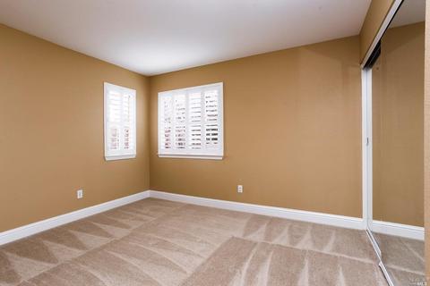 828 Ruby Dr, Vacaville, CA 95687 photo 21