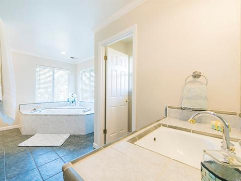 591 Peppertree Dr, Windsor, CA 95492 photo 31