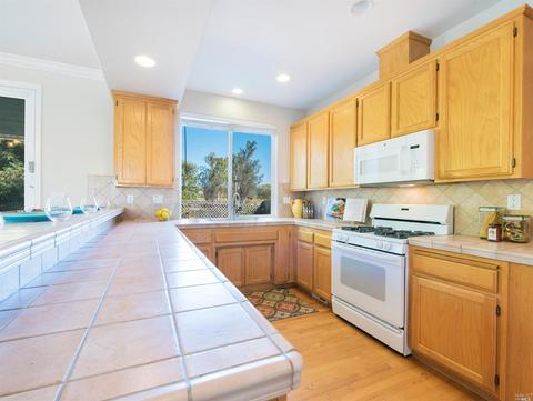 591 Peppertree Dr, Windsor, CA 95492 photo 21