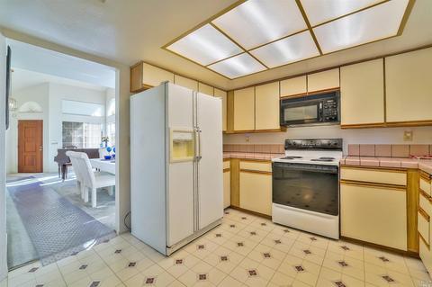 400 Longridge Dr, Vallejo, CA 94591 photo 8
