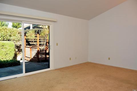 492 La Quinta Ln, Sonoma, CA 95476 photo 12