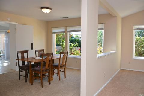 492 La Quinta Ln, Sonoma, CA 95476 photo 5