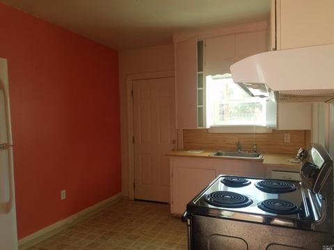 1320 Woolner Ave, Fairfield, CA 94533 photo 2