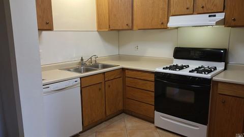 233 Lincoln Ave, Cotati, CA 94931 photo 8