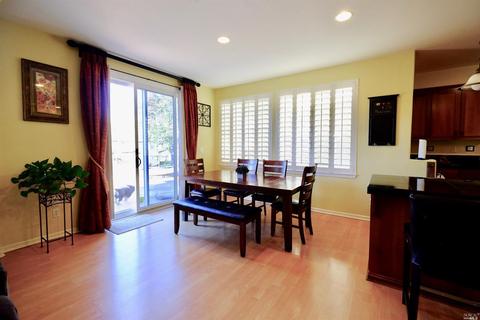 1873 Landmark Dr, Vallejo, CA 94591 photo 9