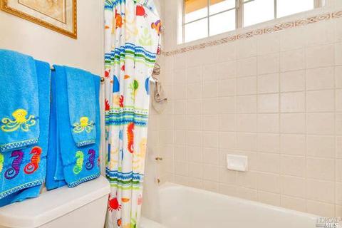 6036 Claret Ct, Vallejo, CA 94591 photo 26
