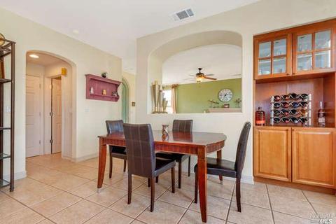 6036 Claret Ct, Vallejo, CA 94591 photo 8