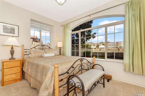 6036 Claret Ct, Vallejo, CA 94591 photo 17