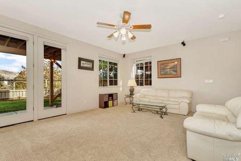 6036 Claret Ct, Vallejo, CA 94591 photo 15