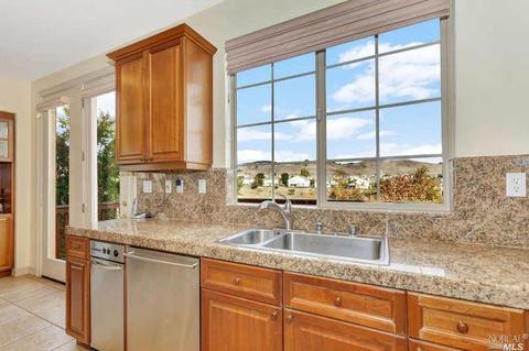 6036 Claret Ct, Vallejo, CA 94591 photo 14