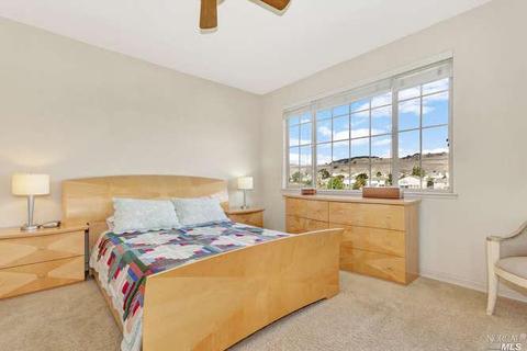 6036 Claret Ct, Vallejo, CA 94591 photo 18