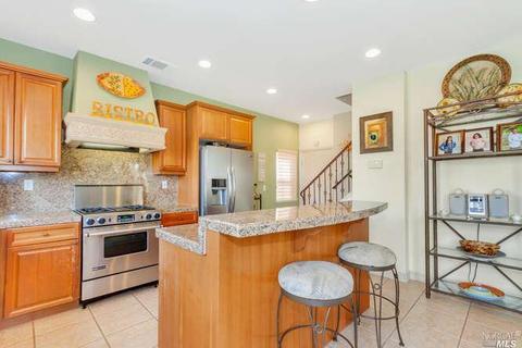 6036 Claret Ct, Vallejo, CA 94591 photo 11