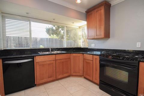 2096 Calder Ct, Fairfield, CA 94533 photo 8