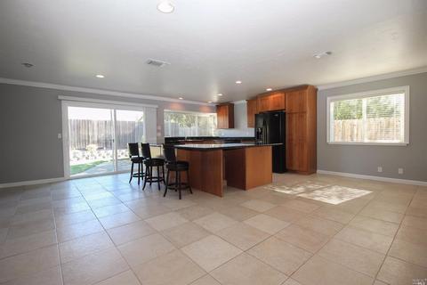 2096 Calder Ct, Fairfield, CA 94533 photo 5