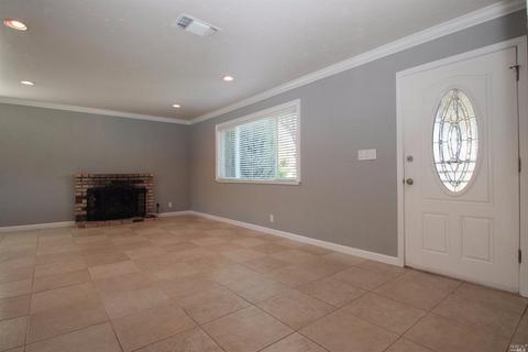 2096 Calder Ct, Fairfield, CA 94533 photo 4