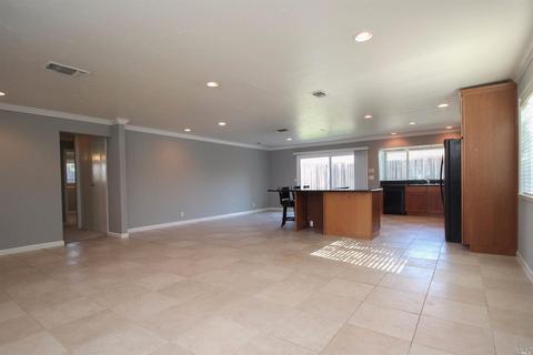 2096 Calder Ct, Fairfield, CA 94533 photo 3
