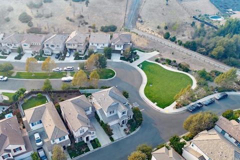 645 Peridot Pl, Fairfield, CA 94534 photo 5