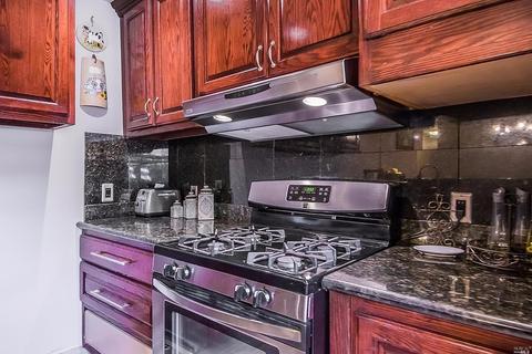 106 Rae Ct, Vallejo, CA 94591 photo 7