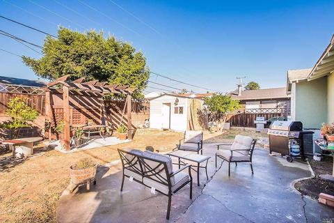 106 Rae Ct, Vallejo, CA 94591 photo 24