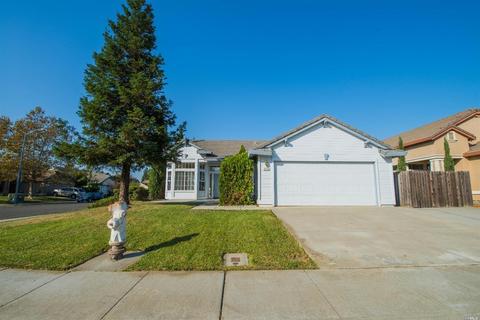370 Schooner Ridge Ct, Dixon, CA 95620 photo 2