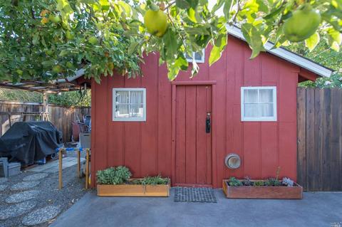 912 Wright St, Santa Rosa, CA 95404 photo 41