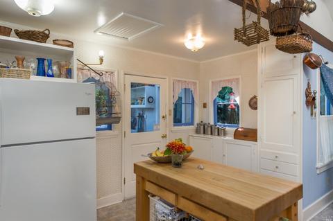 912 Wright St, Santa Rosa, CA 95404 photo 17