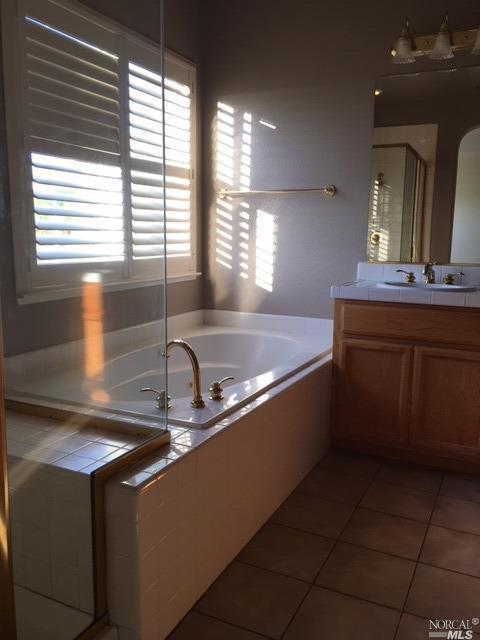 8012 Vertine Ct, Vallejo, CA 94591 photo 20