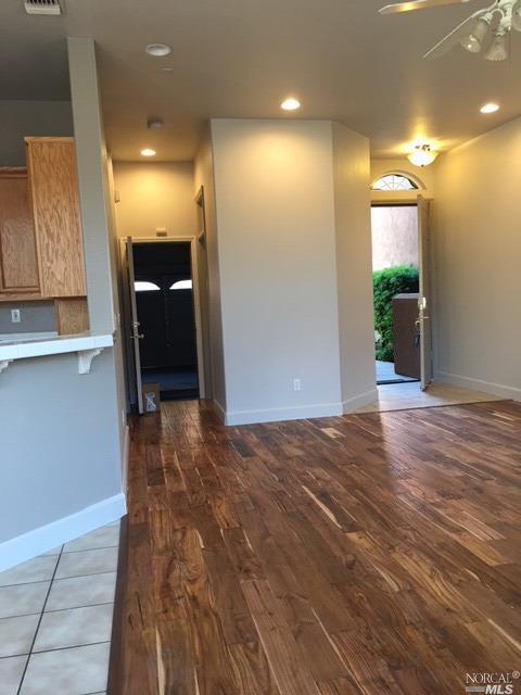 8012 Vertine Ct, Vallejo, CA 94591 photo 9