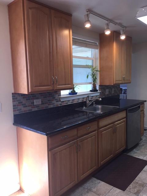 833 Humboldt St, Vallejo, CA 94591 photo 8